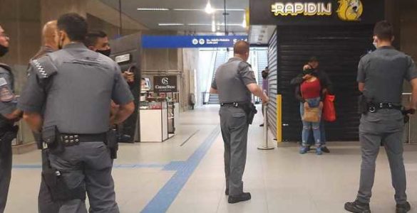 Refém no metrô de São Paulo