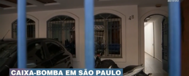 Caixa-bomba explode em escritório