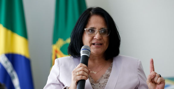 Damares Alves