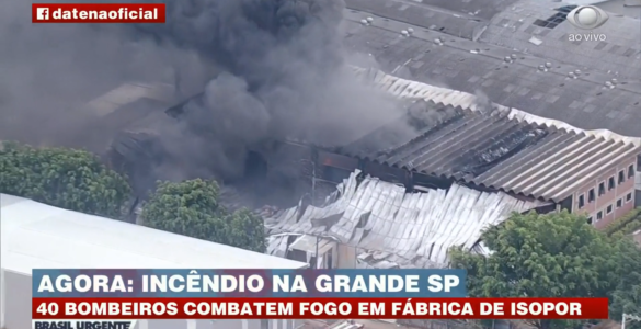 Incêndio destrói fábrica de isopor