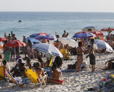 quais praias estão liberadas neste feriado