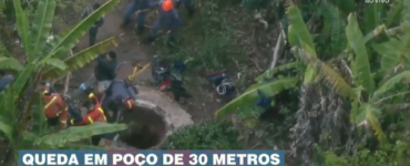 Homem cai em poço