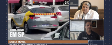 "Multa-móvel": carro da prefeitura fiscaliza zona azul em SP