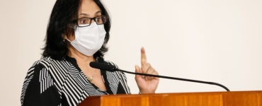 Ministra Damares Alves